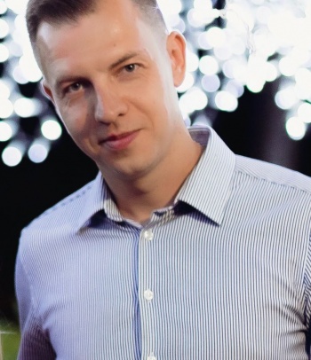 Саначев Артём - Директор